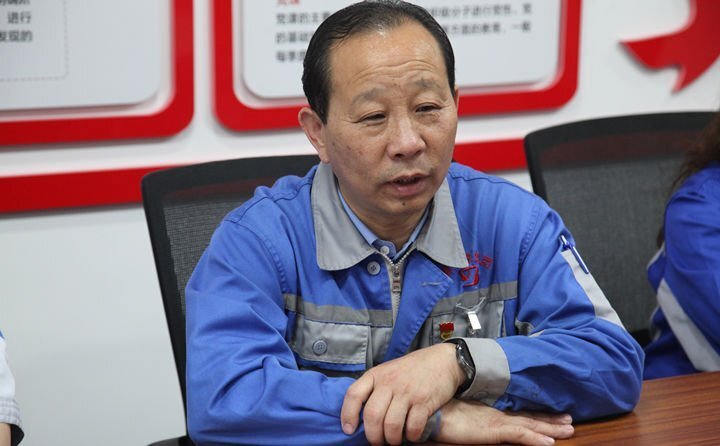 爭做社區(qū)“好幫手”、群眾“貼心人”